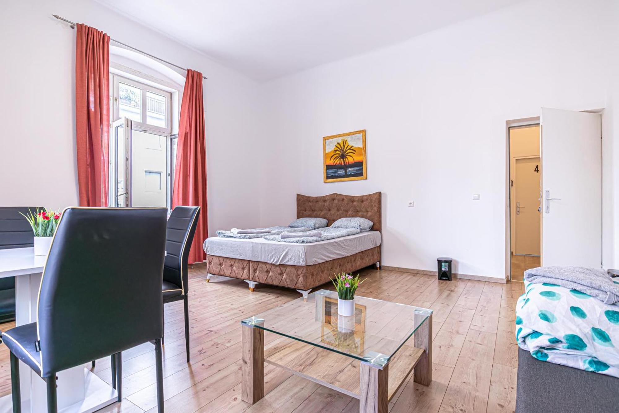 6 Min To Amusement Park - Economy Rooms In Shared Apartment Wien Exteriör bild