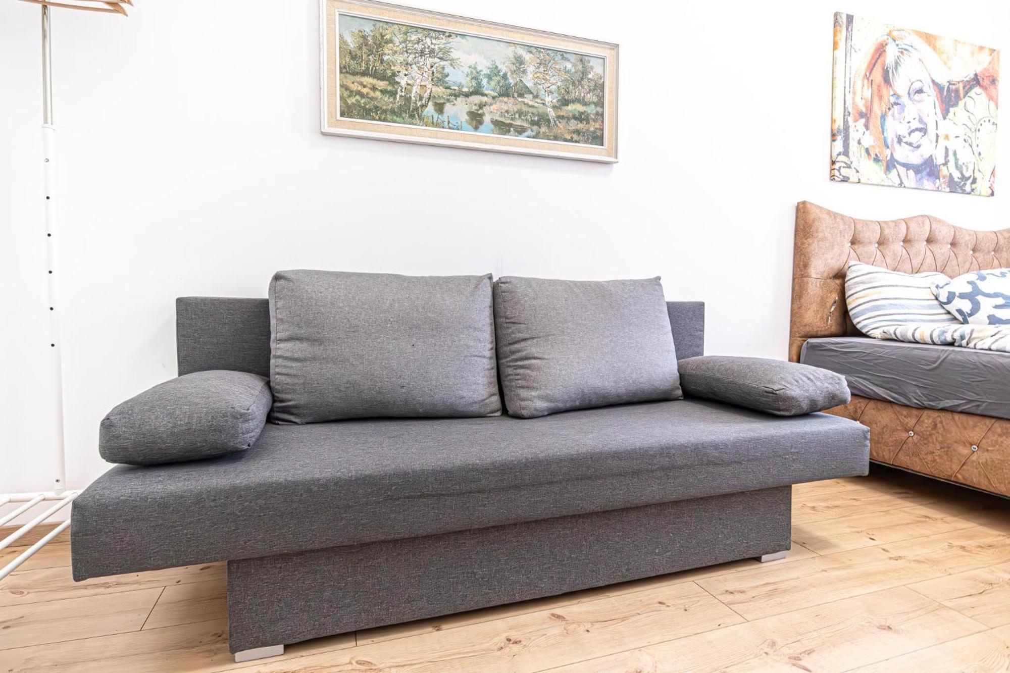 6 Min To Amusement Park - Economy Rooms In Shared Apartment Wien Exteriör bild